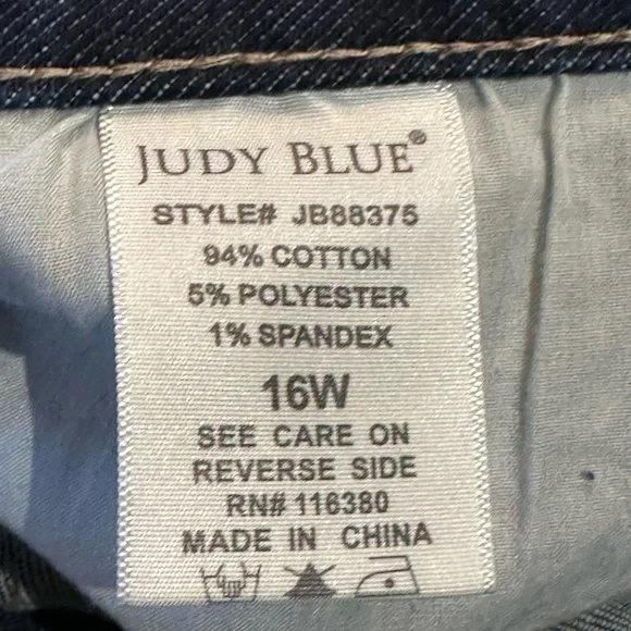Judy Blue Ladies 16W Cropped Straight Raw edge Hems Jeans - Picture 5 of 8